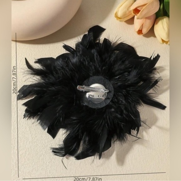 ✨NEW✨Elegant Black Statement Feather Brooch - Picture 3 of 5